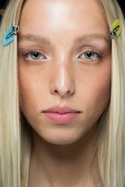 Look 17